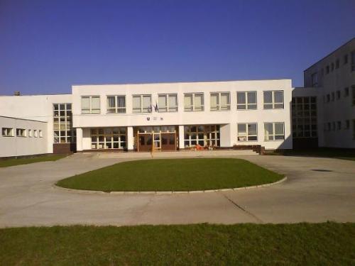 škola